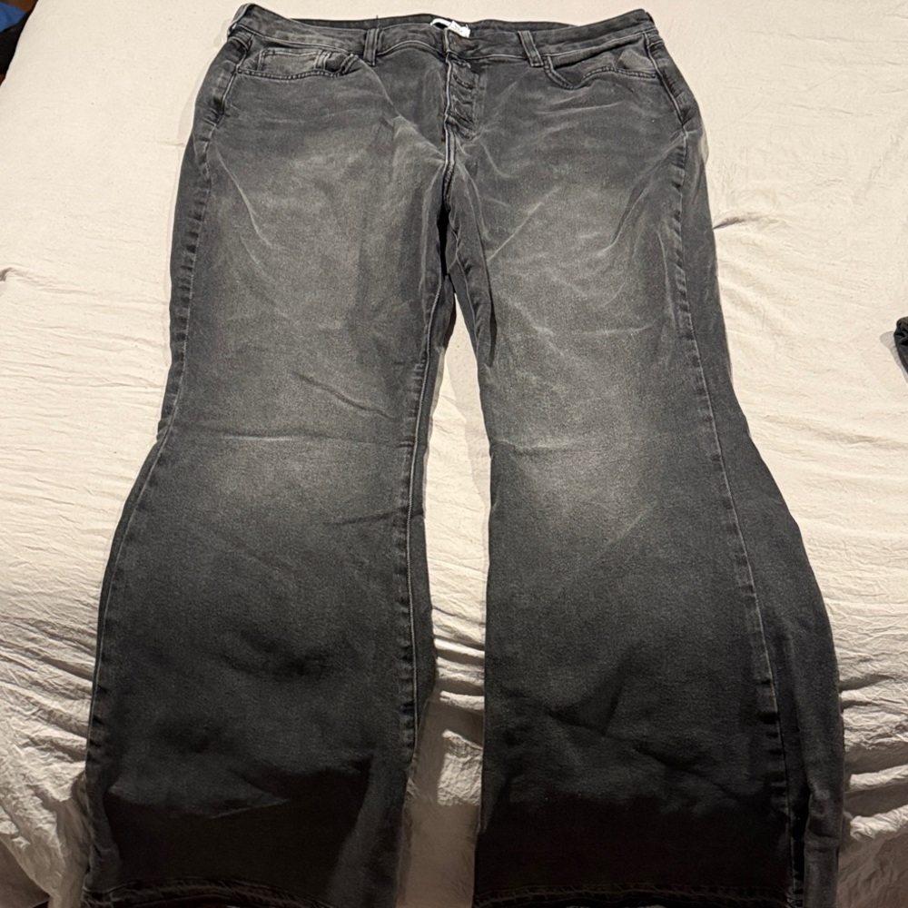 Forever 21 Classic Black Women's Jeans